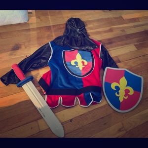 Melissa and Doug Knight Costume Size 6